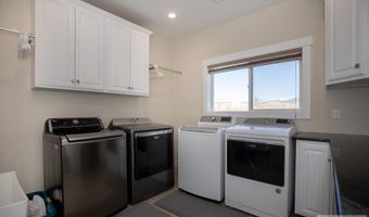 53 Black Hawk Dr, Carmen, ID 83462