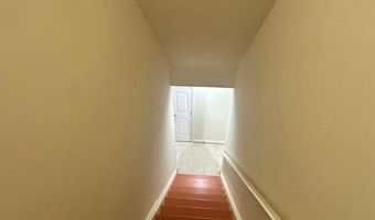 2907 DUMAS St, Alexandria, VA 22306