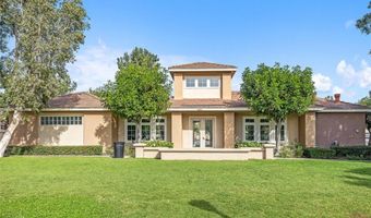 936 S Boulder Pl, Anaheim, CA 92808