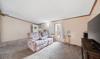 510 Missouri River Ct, Adrian, MI 49221