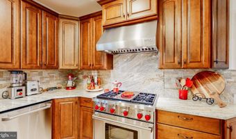 303 S BEDFORD St, Georgetown, DE 19947