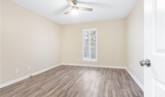 103 Sterling Ct, Alpharetta, GA 30004