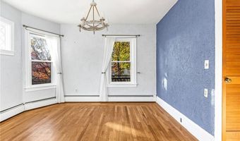 12 Lookout Ave, North Providence, RI 02911