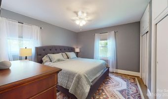 3934 Sheffield Dr, Charlotte, NC 28205