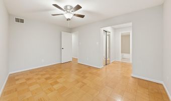 4408 ISLAND Pl 202, Annandale, VA 22003