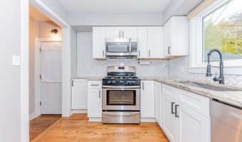 1836 Virnankay Cir, Ann Arbor, MI 48103