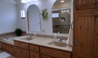 308 E Flint Hills Dr, Alma, KS 66401