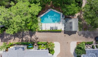 11 Turnbull Ln, Savannah, GA 31410