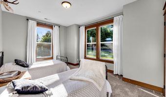 16105 NE 241ST Cir, Battle Ground, WA 98604