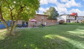 1946 Lone Pine Dr, Arnold, MO 63010