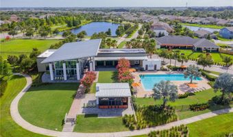 6331 VOYAGERS Pl, Apollo Beach, FL 33572