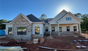 40 EAGLE RIDGE Ln, Dadeville, AL 36853