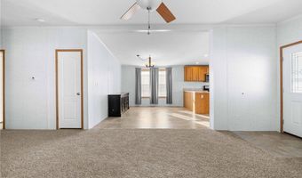 1406 East Dr, Alden, NY 14004