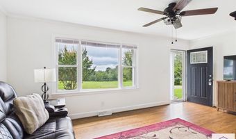 195 Marigold Ln, Ararat, VA 24053