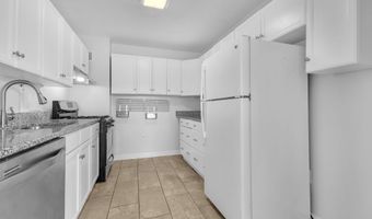 1225 MARTHA CUSTIS Dr 914, Alexandria, VA 22302