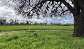 Gateway Dr, Anderson, CA 96007