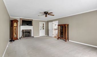 2518 E Doublegate Dr, Albany, GA 31721