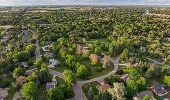706 23rd St SW, Austin, MN 55912