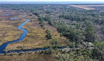 574 Walker Ln, Apalachicola, FL 32320
