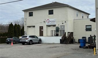 39 Greenville Ave, Johnston, RI 02919
