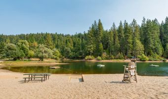 2253 Meadow Dr, Arnold, CA 95223