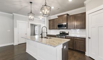 14960 Demarie Ln, Athens, AL 35613