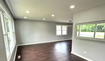 11529 S Laramie Ave, Alsip, IL 60803