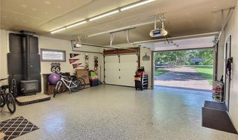565 Lake Dr W, Annandale, MN 55302
