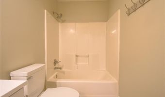 1022 CHINOOK St, Auburn, AL 36830