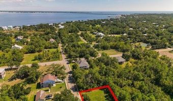 204 Harrison Ct, Bay St. Louis, MS 39520