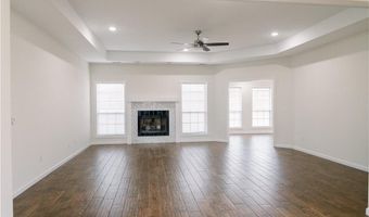 3 Acorn Cir, Bentonville, AR 72712