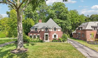 227 Overwood Rd, Akron, OH 44313