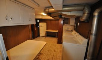19 Clark Pl, Avenel, NJ 07001
