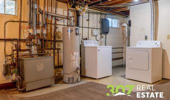 1207 Birch Ln, Cody, WY 82414