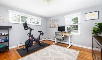 50 Dogwood Ln, Bristol, CT 06010
