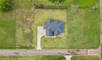11 Nicklaus Dr, Sulphur Springs, TX 75482
