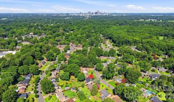 3330 Woodleaf Rd, Charlotte, NC 28205