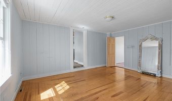 36 CONNECTION St, Newport, RI 02840