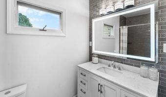 17461 Wyndale Rd, Abingdon, VA 24210