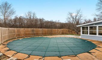 1329 Westbrooke Terrace Dr, Ballwin, MO 63021