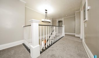 111 N 6th St, Beresford, SD 57004