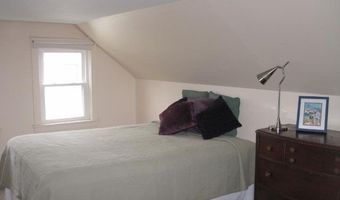 35 Treasure Rd, Narragansett, RI 02882