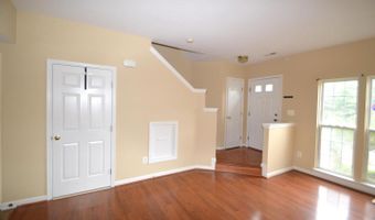 21081 PICKERELWEED Ter, Ashburn, VA 20147