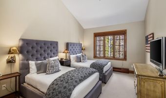 204 Bear Paw D6, Avon, CO 81620