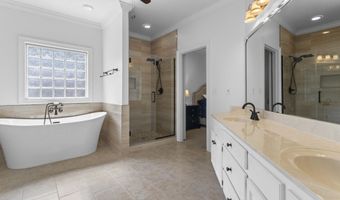 2459 Castille Pl, Biloxi, MS 39531