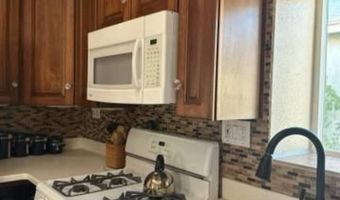 919 22nd St NW, Albuquerque, NM 87104