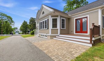 10 Wolcott Ave, Andover, MA 01810