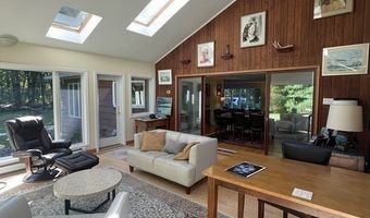 39 Oriole Dr, Andover, MA 01810