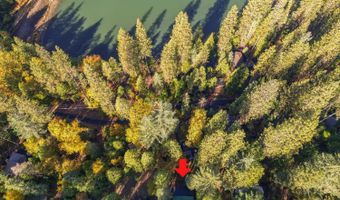 2534 Middle Dr, Arnold, CA 95223