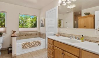 539 Keyes Ave, Angwin, CA 94508